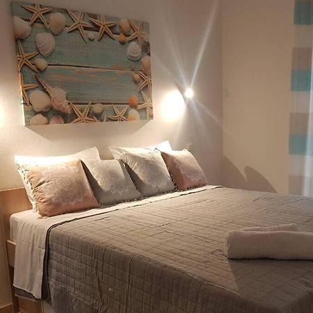 Modern Elegant Apartment Next To Mon Repo Corfu  Εξωτερικό φωτογραφία